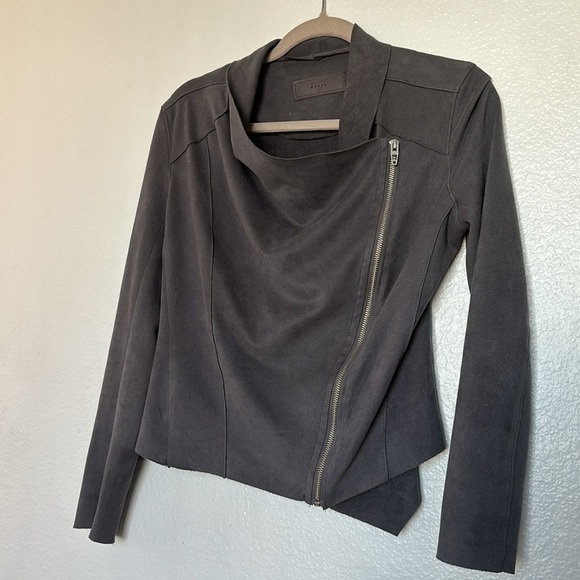 BLANK NYC for women size XS Faux Suede Asymmetric Zipper in gray - Picture 3 of 11